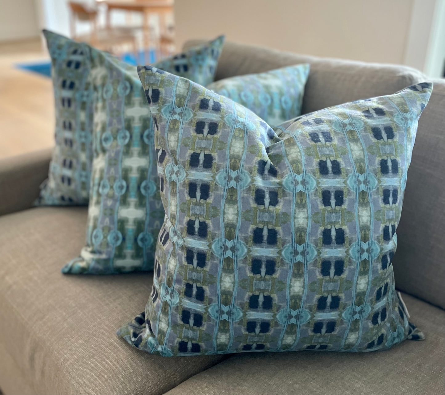 Square Pillow - Alto Duet (ABJ/P3)