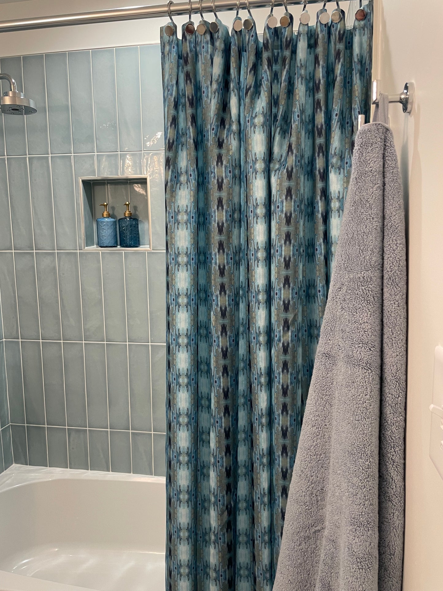 Shower Curtain - Blue Riff (FBJ/P7)