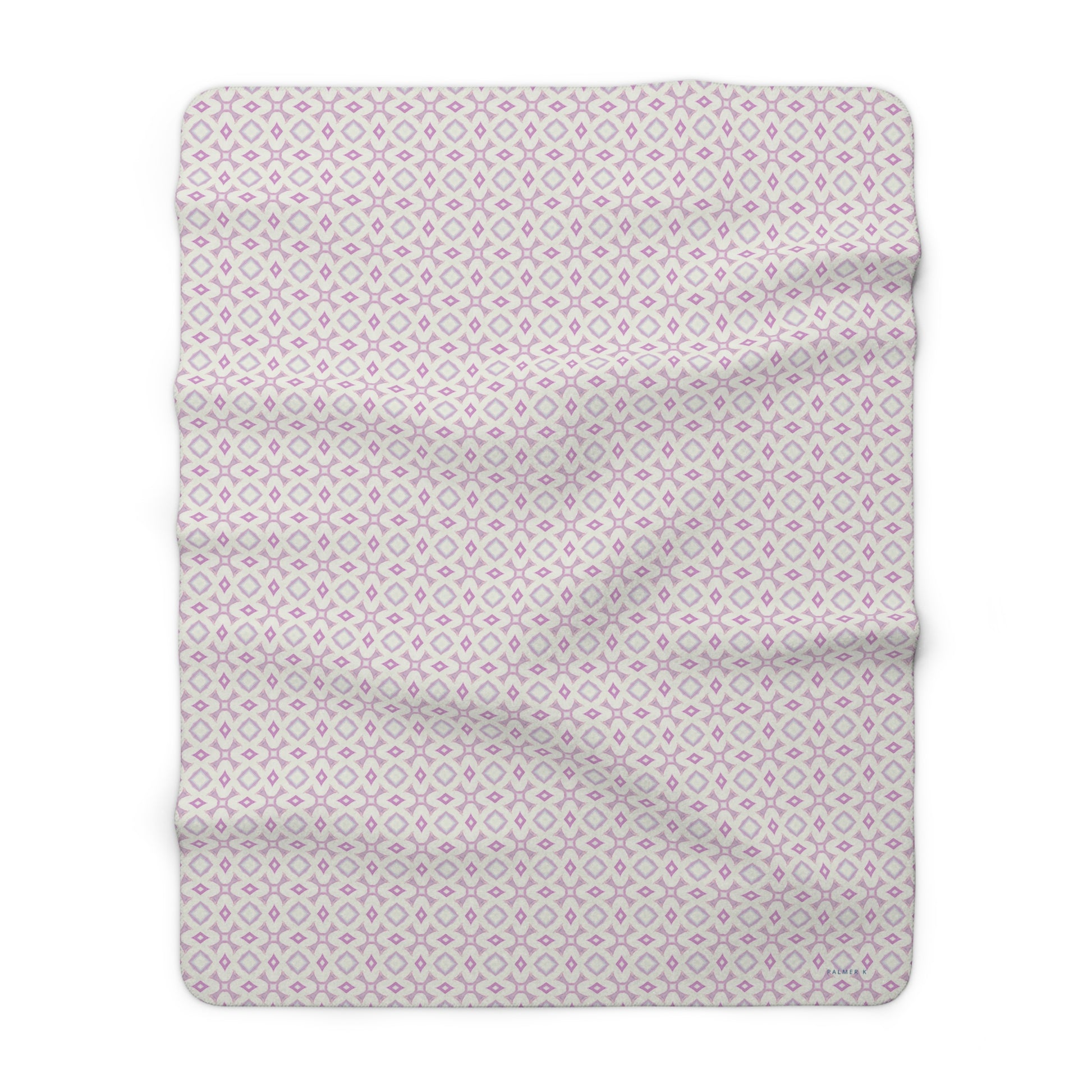 Unbelievably fluffy and warm - our high quality cozy fleece blanket in pink and white is impossible to leave behind. The perfect size for snuggling on the couch, by the fireplace or at outdoor events.

.: Made with 100% polyester that's 1/8'' (3mm) thick for extra warmth and a feel that is supremely soft to the touch. 
.: All fleeces come with a one-sided print and a velvety, plush backside for extra coziness. 
.: Available in 2 sizes - 50 x 60 throw size and 60 x 80 twin bed size