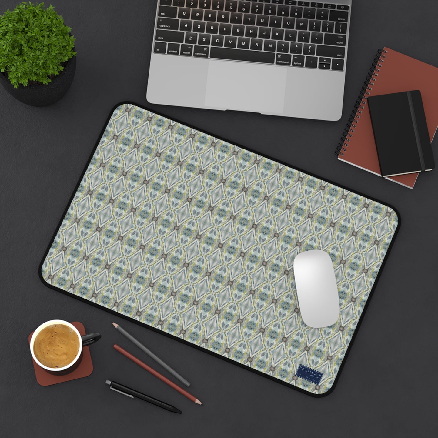 Desk Pad - Lattice Quartet (BMW/P5)